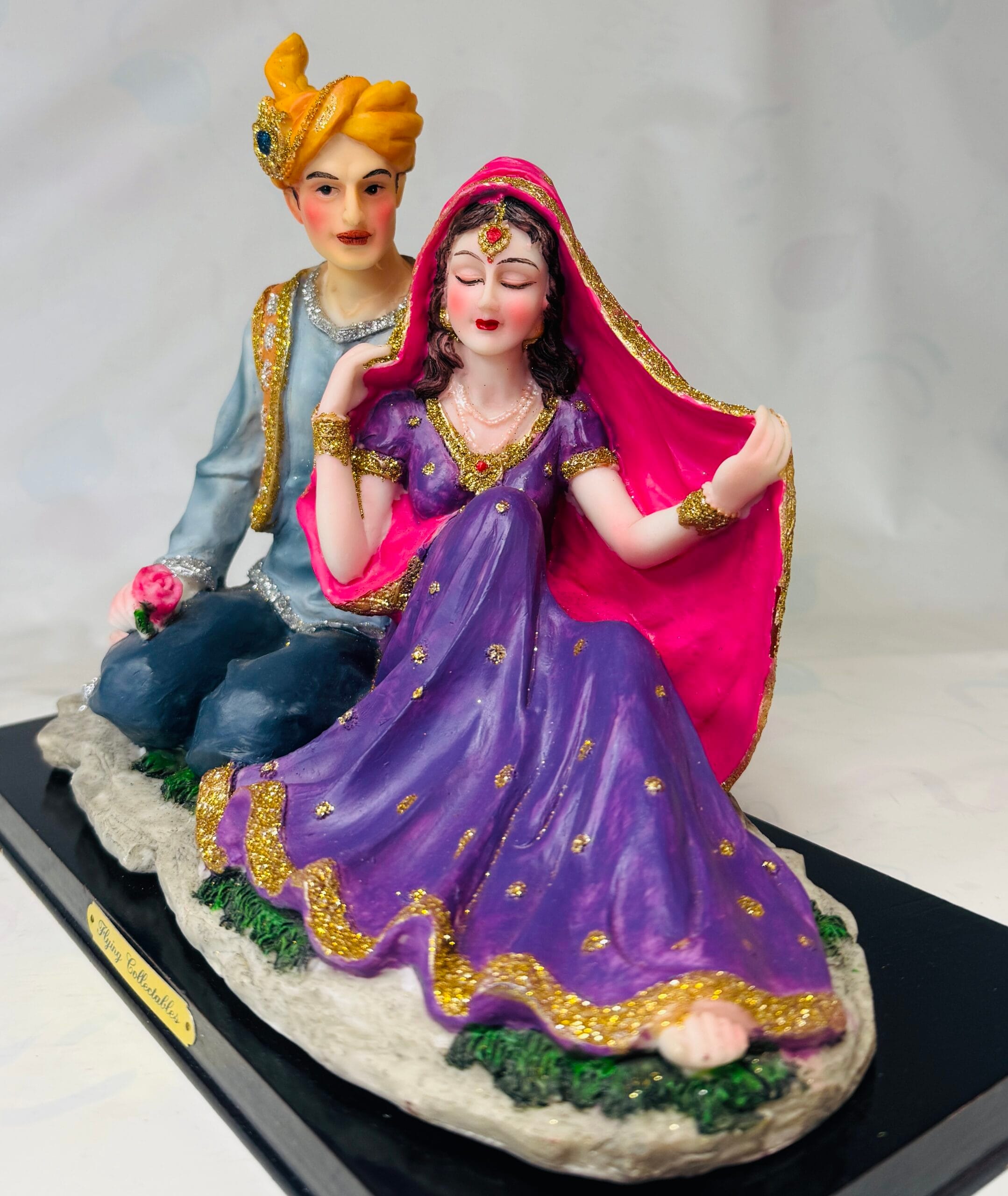 Couple Statue - Image 4