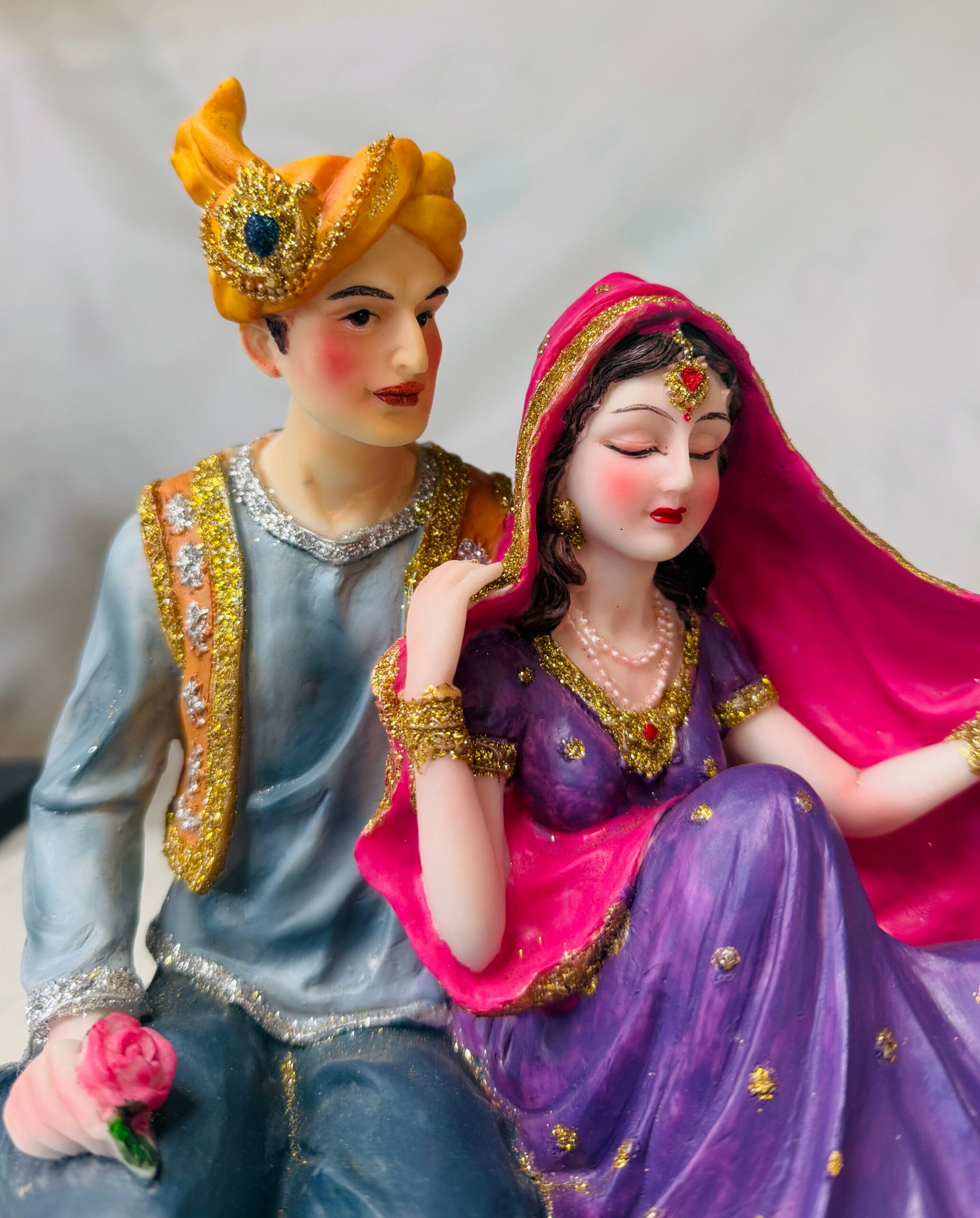 Couple Statue - Image 3
