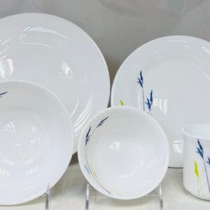 30-Piece Dinner Set