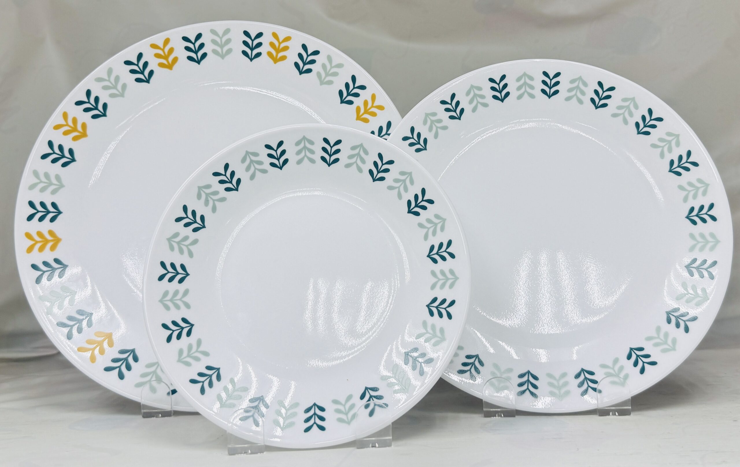 CORELLE ANDERS 20-PIECE DINNERWARE SET - Image 6