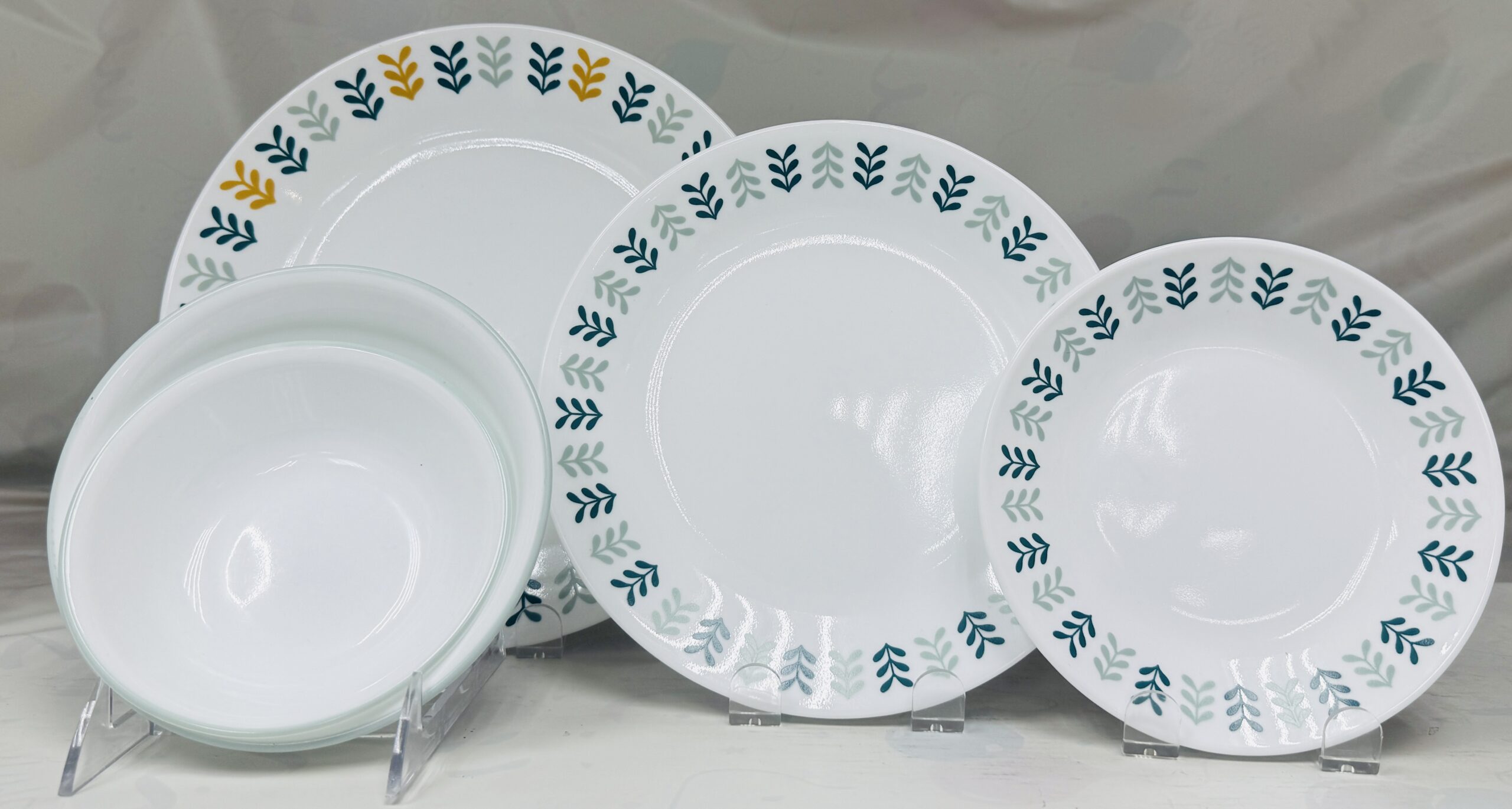 CORELLE ANDERS 20-PIECE DINNERWARE SET - Image 2